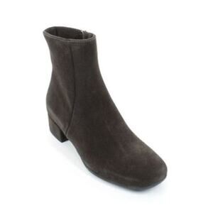 La Canadienne Jillian Suede Boots 9.5 Moka Gray Brown NWT Ankle Zip Waterproof